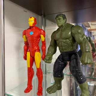 中古　フィギュア　おもちゃ　marvel