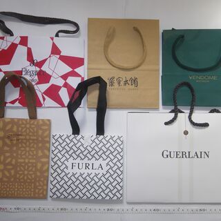 【美品】ブランド紙袋／無料