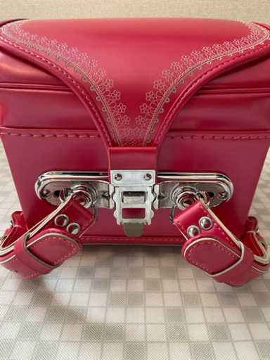 写真②6年保証あり三越伊勢丹ロイスター　ランドセル( 2020.3購入)