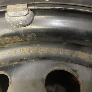 タイヤ走行短め【Arivo Winmaster ARW2 195/65R15】スタッドレス【鉄ホイール 15インチ6J4HPCD100】20年製 カローラフィールダー等 (TH469) クレジットカード QRコード決済可能の画像