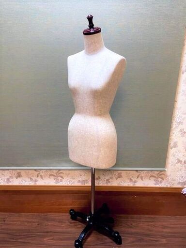 美品　東京キイヤトルソー　SIZE83　B85 W60 H86　レディース　マネキン　店頭展示　　一部難あり