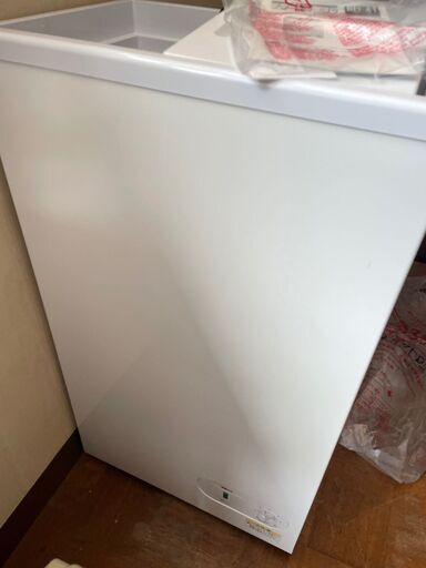 ほぼ新品冷凍　ストッカー　４１L