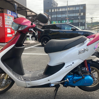 🔥カスタム多数！ライブディオZX 【希少なZX入荷です】当日乗って帰れますの画像