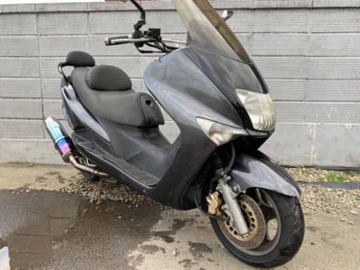 ☆マジェスティ125低燃費FIモデル☆プラグやオイルなど交換済みで快調です☆人気のピンクナンバー125cc車両☆