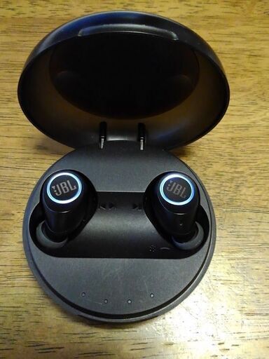 JBLワイヤレスイヤホン　FREE-X【訳あり】