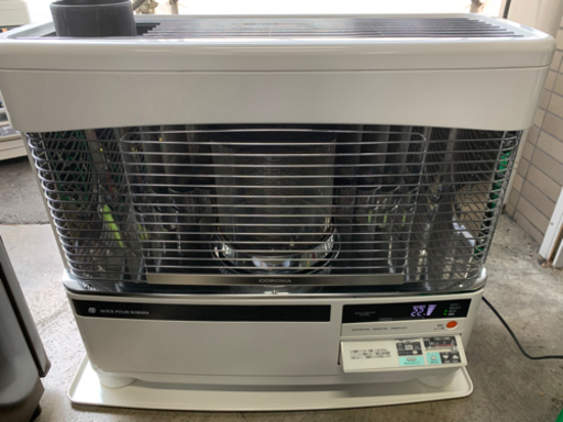 y924 コロナ　2015年　煙突式石油ストーブ　煙突式ストーブ　暖房　SV-7014PR 札幌発