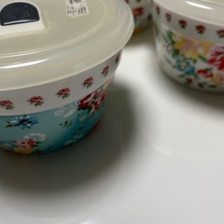 綺麗な花柄🌹密閉型陶器：3個