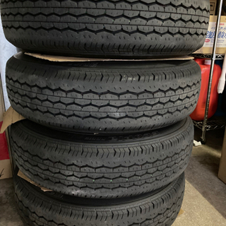 【新車外し】ハイエース　純正　タイヤホイールの画像