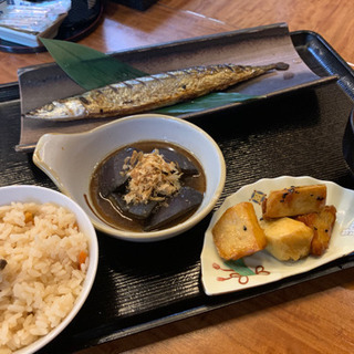 ランチスタッフ募集！週1でOK!元気で明るい方大募集！賄い付き、給料手渡し、ネイル自由の画像
