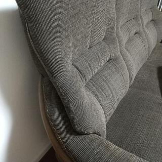 三人掛けソファーの画像