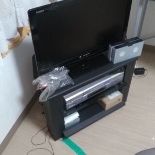 24インチ テレビ（ AQUOS　LC24K5）リモコン、TV台...