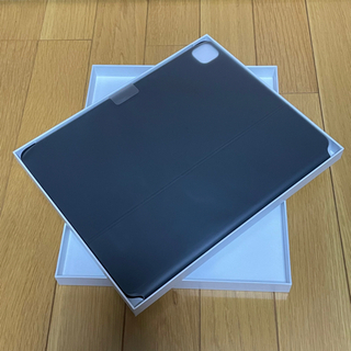 iPad Pro 12.9インチ(第五世代) Magic Keyboardの画像