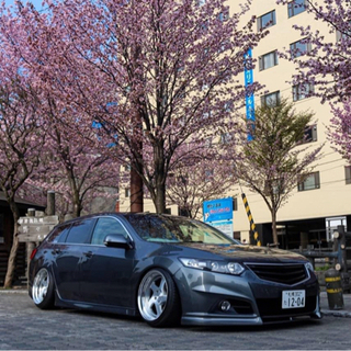 アコードツアラー　ロティ18インチの画像