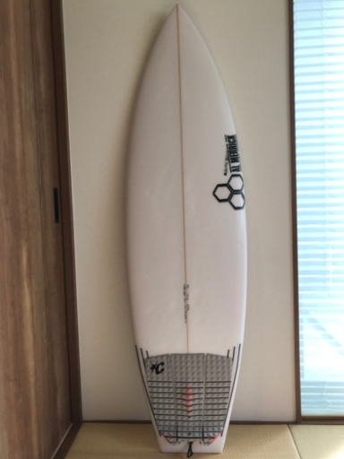 ネックベアード2 5.7 28.1L アルメリック　サーフボード
