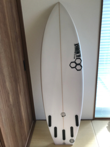 ネックベアード2 5.7 28.1L アルメリック　サーフボード