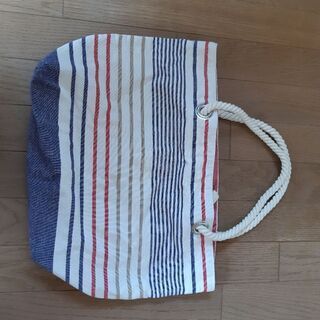 未使用のトートバッグです