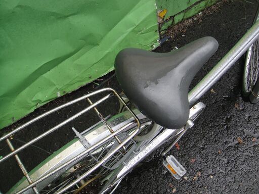 27インチ 自転車　6段切替　LEDオートライト　シティサイクル　ファミリーサイクル　ママチャリ