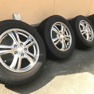 只今商談中となります。215/60R16 スタッドレス・ホイール...