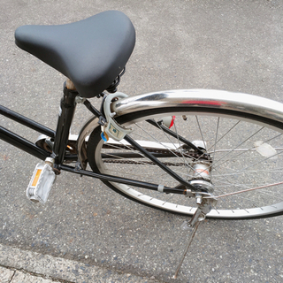 3段階変速ギア付き自転車✨27インチ　黒✨鍵あり✨中古品✨まだまだお使い頂けます✨お店で防犯登録できます♪の画像