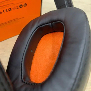 【美品】Skullcandy CRUSHER サブウーファー搭載ヘッドホン【レア】
