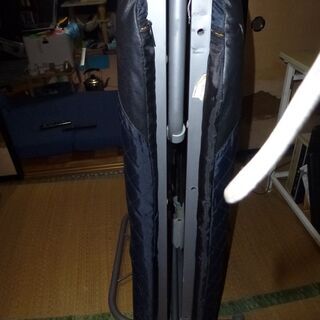 折りたたみ式ベッドあげますの画像
