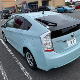 トヨタプリウスの画像