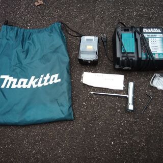 makita  充電式草刈機の画像