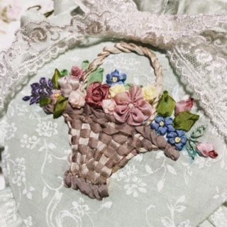 人気の大人可愛いリボン刺しゅう　無料体験レッスン＆フリーレッスン（オンラインレッスンも可）の画像