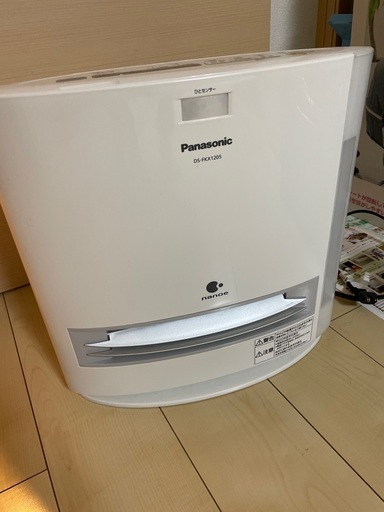 Panasonic 加湿セラミックファンヒーター　パナソニック