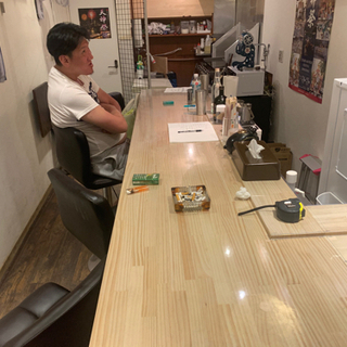 立ち飲み屋のドリンカーを募集の画像