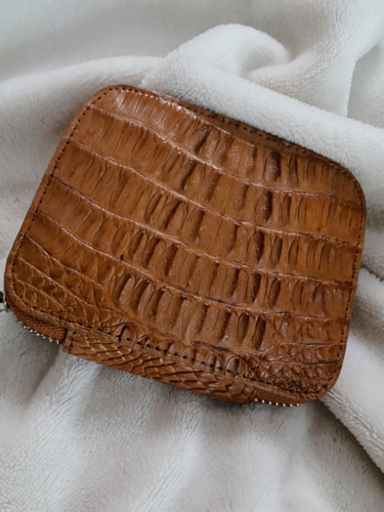 新品 未使用品 クロコダイル 財布 2つ折り 茶色 キャメル