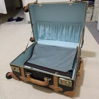 キャリーバッグ スーツケース 軽量の画像