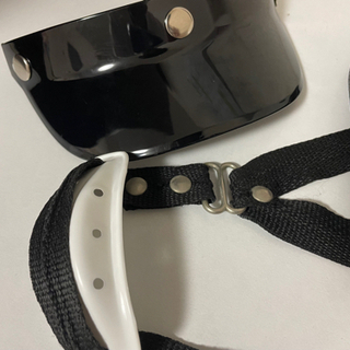 装飾用のヘルメットです。半キャップ。半ヘル。の画像