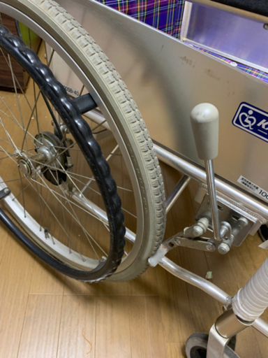 【お渡し決定】車椅子をお譲り致します。取りに来ていただける方。