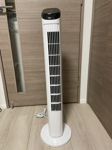 スリムでオシャレなタワーファン