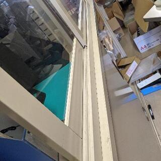 スチール製書棚の画像