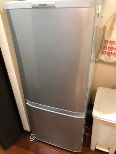 【予約者確定済み】大きめの冷蔵庫　お問い合わせありがとうございました。