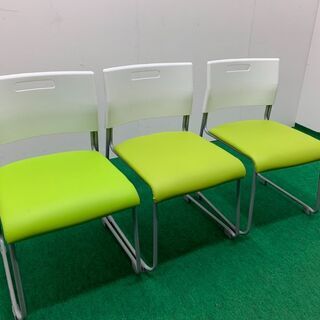 中古　オフィスコム　スタックチェア　アグレアチェア　龍ヶ崎倉庫