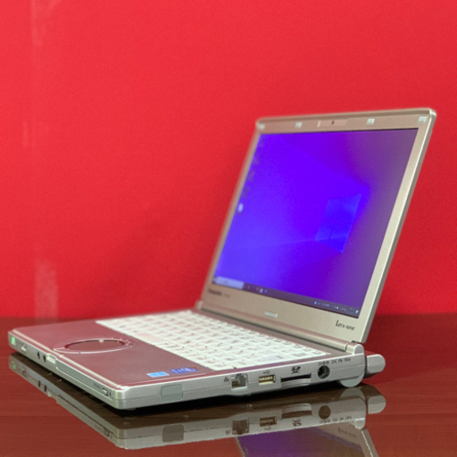 webカメラ搭載パソコン