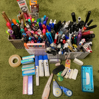 文房具★叩き売り！10個+おまけ5個で100円の画像
