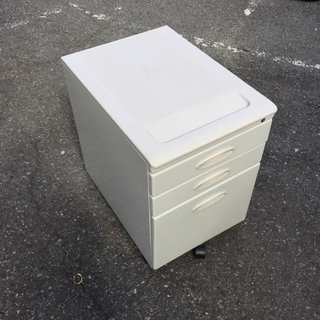 ★特価！★ 業務用 デスク用スチールキャビネット キャスター付きの画像