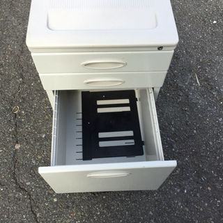 ★特価！★ 業務用 デスク用スチールキャビネット キャスター付きの画像