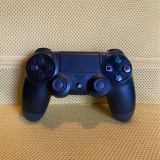 PS4 コントローラーの画像