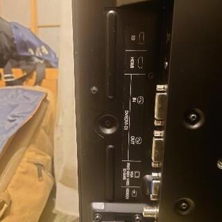 パソコン　NEC　モニター　42型の画像