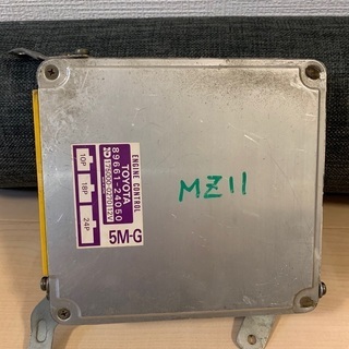 10ソアラ　MZ11 エンジンECU MT用