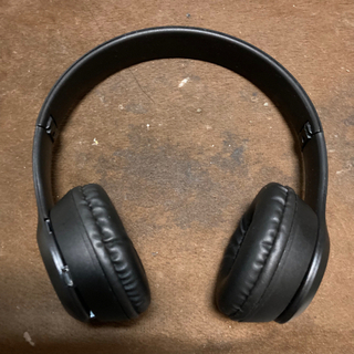 新品未使用！Bluetoothフルワイヤレスヘッドホン