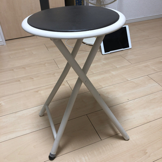 【取引完了】ニトリ折りたたみスツール
