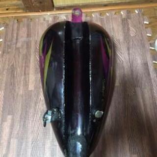 ハーレー　アメリカン　カスタム　タンクの画像