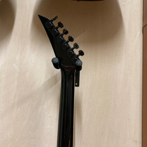 布袋モデルギター