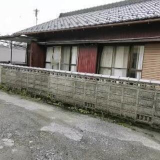駅から徒歩５分！　5DK 平屋 車２台停めれます